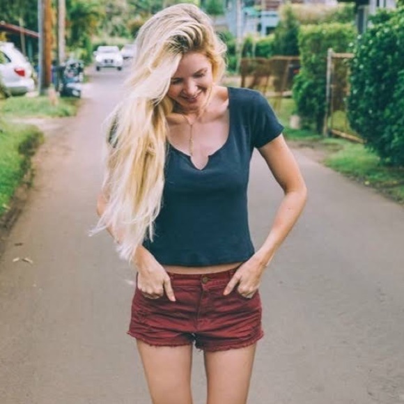 🔆BILLABONG🔆 JEAN SHORTS maroon stretch, button, comfortable popular - Picture 4 of 11